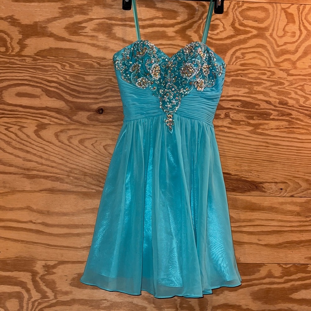 Alex and Sopkia Short Formal Dress